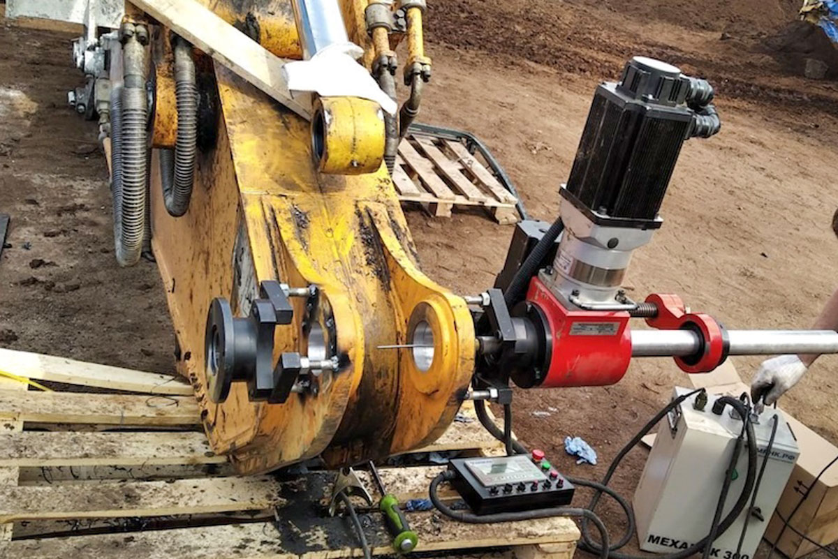 Восстановление отверстий под палец