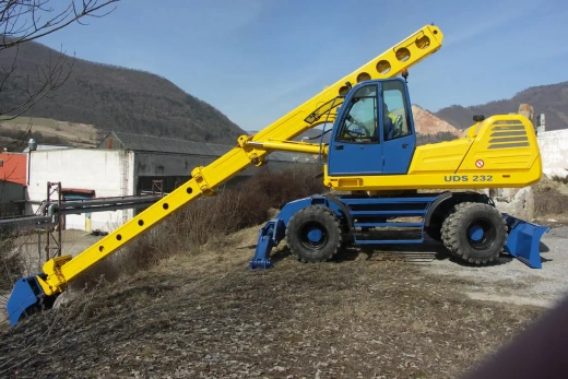 Экскаваторы-планировщики на колёсном ходу