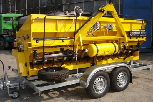 Щебнераспределитель прицепной